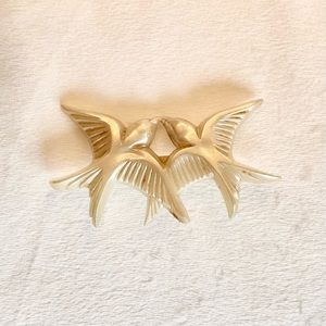Antique, Victorian love birds brooch
